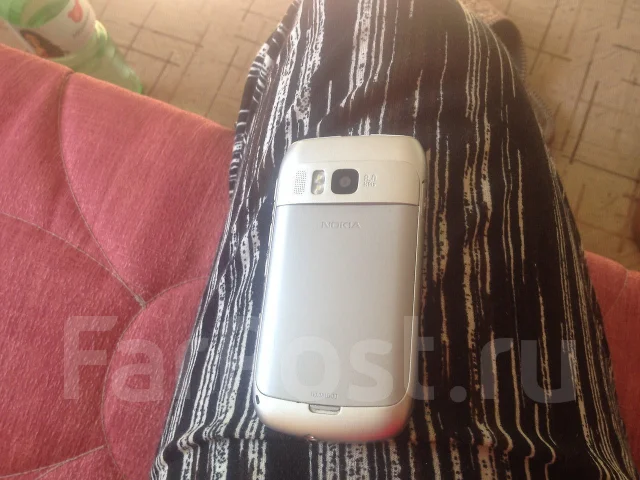 Nokia E6 ����