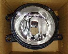 Фара противотуманная. Toyota: Ractis, Premio, Allion, ist, Vitz, RAV4, Avensis, Camry, Corolla Двигатели: 1NZFE, 2ZRFE, 3ZRFAE, 2NZFE, 1ADFTV, 1NDTV...