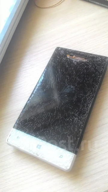 HTC Windows Phone 8s. �/� ����