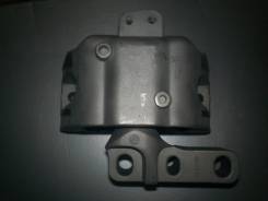 Подушка двигателя. Volkswagen Bora, 1J2, 1J6 Volkswagen Golf, 1E7, 1J1, 1J5 Audi A3 Двигатели: AEH, AGN, AGP, AGR, AGU, AGZ, AHF, AHW, AJM, AKL, AKQ...