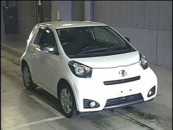 Toyota iQ ����