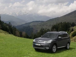 Citroen C-Crosser. ��� ����� �� �������� ����