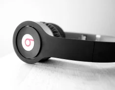 Beats Solo HD ����