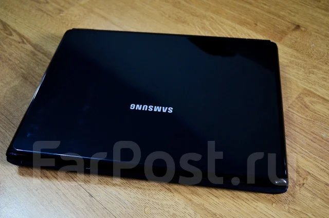 Samsung R410. ���� 160���, WiFi: 1, Bluetooth: 1, ����������� �� 2��. ����