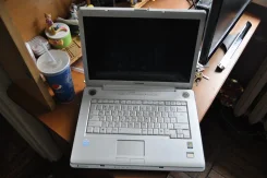 Toshiba Dynabook. 1,8����, ��� 2048 ��, ���� 80���, WiFi, ����������� �� 1��. ����
