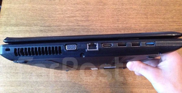 Lenovo G770. 230����, ��� 4 ��, ���� 750���, WiFi: 1, Bluetooth: 1, ����������� �� 5��. ����