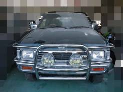 Решетка радиатора. Nissan Datsun, BMD21 Двигатели: TD27T, TD27