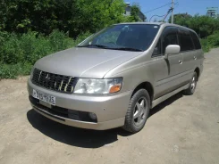 Nissan Bassara. �������, ��������, 2.4, ������