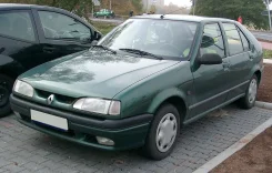Renault 19 ����