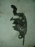 Замок капота. Nissan AD, WFY11, WPY11, WRY11, WHNY11, WHY11 Nissan Wingroad, VGY11, VFY11, WRY11, VY11, WPY11, VHNY11, WFNY11, WHY11, VEY11, WFY11, WH...