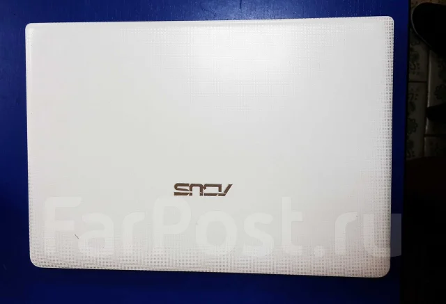 Asus X401A. 1,7����, ��� 2048 ��, ���� 320���, WiFi: 1, Bluetooth: 1, ����������� �� 3��. ����
