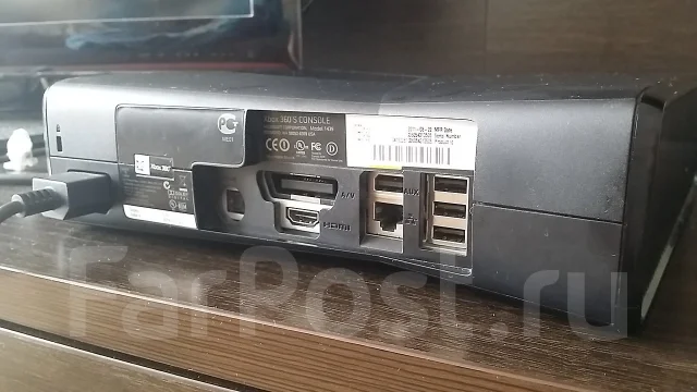 Microsoft Xbox 360 Slim ����