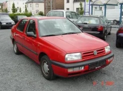 Volkswagen Vento ����