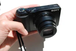 Sony Cyber-shot DSC-HX30V. 15 - 19.9 ��, ���: 14� � ����� ����