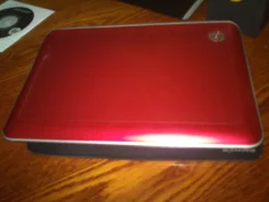 HP Mini 210-2204er. 1,5����, ��� 2048 ��, ���� 320���, WiFi: 1, Bluetooth: 1, ����������� �� 10��. ����