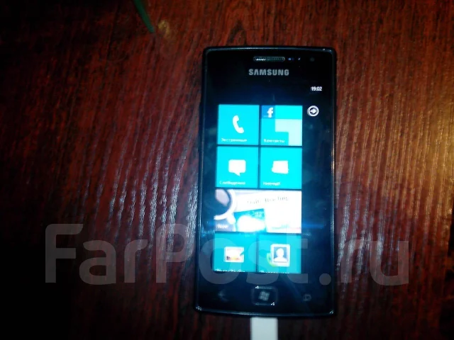 Samsung Omnia W GT-i8350 ����