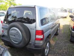 Стоп-сигнал. Mitsubishi Pajero iO, H67W, H77W, H76W, H66W, H61W, H62W, H72W, H71W Двигатели: 4G93, GDI, 4G94