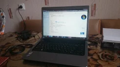 Dell Studio. 2,1����, ��� 2048 ��, ���� 320���, WiFi, Bluetooth, ����������� �� 1��. ����
