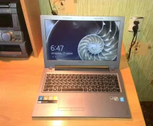 Lenovo IdeaPad S500 Touch. ��� 4 ��, ���� 500���, WiFi, Bluetooth