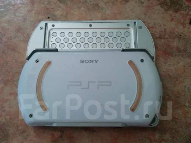 Sony PlayStation Portable Go PSP-N1000 ����