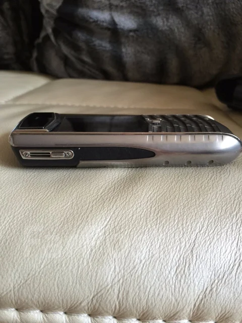 Vertu Ascent ����