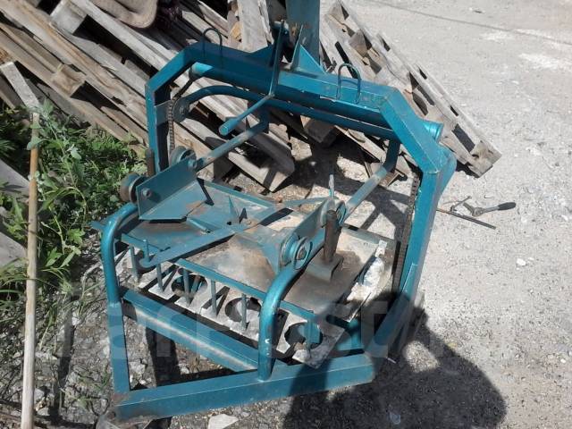 Продам шлако блочный станок - Инструмент и оборудование в Хабаровске