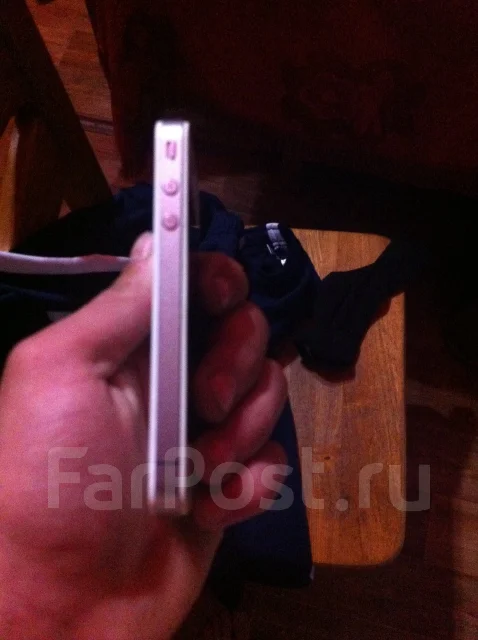 Apple iPhone 4 ����