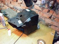 Кронштейн под аккумулятор. Mitsubishi Diamante, F34A, F46A, F36A, F47A, F31AK, F36W, F31A, F41A, K45