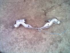 Крепление капота. Toyota Corolla Fielder, NZE121G Двигатель 1NZFE