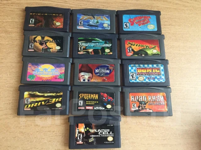 Nintendo Game Boy Advance SP ����
