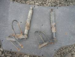 Крепление рессоры. Nissan Caravan, AEGE24, ARE24, ARGE24, ARME24, ARMGE24, CHGE24, CPGE24, CQGE24, CRGE24, CRMGE24, CTGE24, CWGE24, CWMGE24, CYGE24, D...