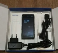 Nokia N8-00. �/�