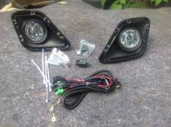 Фара противотуманная. Toyota Ractis, NCP120