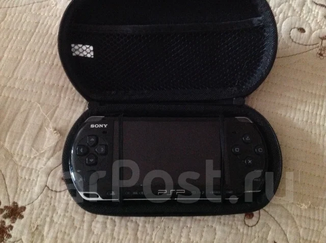 Sony PlayStation Portable 3000 ����