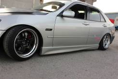 Порог пластиковый. Lexus IS200, GXE10 Lexus IS200 / 300 Toyota Altezza, GXE10, SXE10 Toyota Altezza Wagon