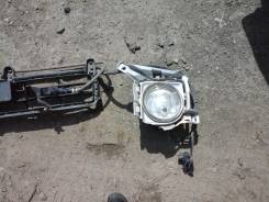 Фара противотуманная. Toyota Land Cruiser, URJ202 Toyota Previa Toyota Estima, AHR20 Двигатели: 1URFE, 2AZFXE