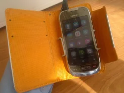 Nokia C7-00. �/�