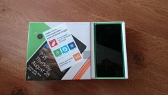 Nokia Lumia 735. �����