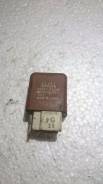 Реле фар. Toyota: Cynos, RAV4, Century, Granvia, IS300, Dyna, Coaster, Lite Ace, T.U.V, Corona, Highlander, Crown, Avensis, Corolla Spacio, Chaser, Co...
