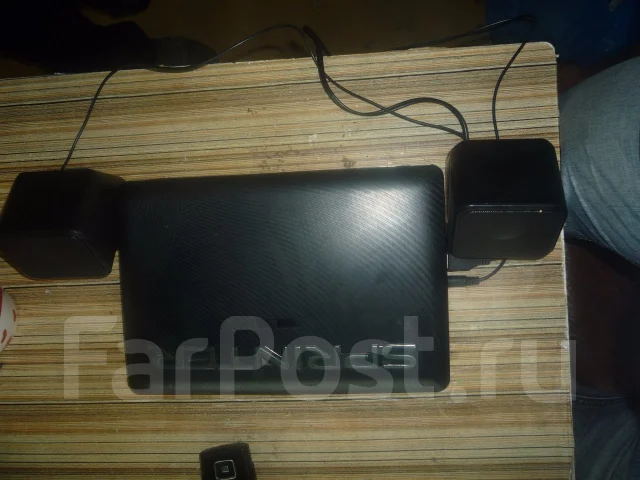 Asus Eee PC. 1,2����, ��� 1024 ��, ���� 283���, WiFi: 1, ����������� �� 5��. ����