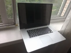 Apple MacBook Pro 17 2011 Late MD311. 2,4����, ��� 4 ��, ���� 1 000���, WiFi: 1, Bluetooth: 1, ����������� �� 5��. ����