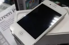 Apple iPhone 4