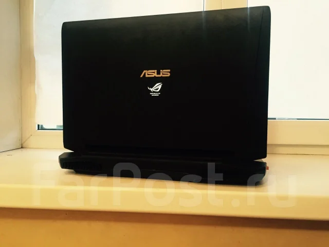 Asus ROG G750JS. 2,5����, ��� 8 ��, ���� 1 000���, WiFi: 1, Bluetooth: 1, ����������� �� 3��. ����