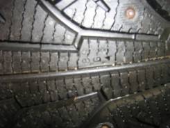 Nokian Hakkapeliitta 5. Зимние, шипованные, износ: 5%, 4 шт