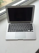 Apple MacBook Air 11 2012 Mid MD223LL/A. 2,6����, ��� 4 ��, ���� 128���, WiFi, Bluetooth, ����������� �� 13��.