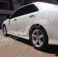 Накладка на дверь. Toyota Camry