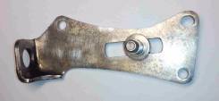 Крепление. Nissan Presage, HU30 Nissan Maxima, A33 Nissan Cefiro, HA32, A32, A33, WHA32, WPA32, PA32, WA32 Nissan Bassara, JHU30 Infiniti I30 Двигател...