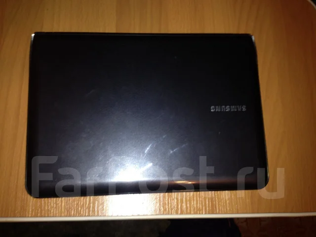Samsung N210. 166����, ��� 1024 ��, ���� 217���, WiFi: 1, Bluetooth: 1, ����������� �� 7��. ����