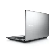 Samsung 355V5C-S0E. 15.6", 2,5����, ��� 4 ��, ���� 500���, WiFi: 1, Bluetooth: 1, ����������� �� 3��. ����