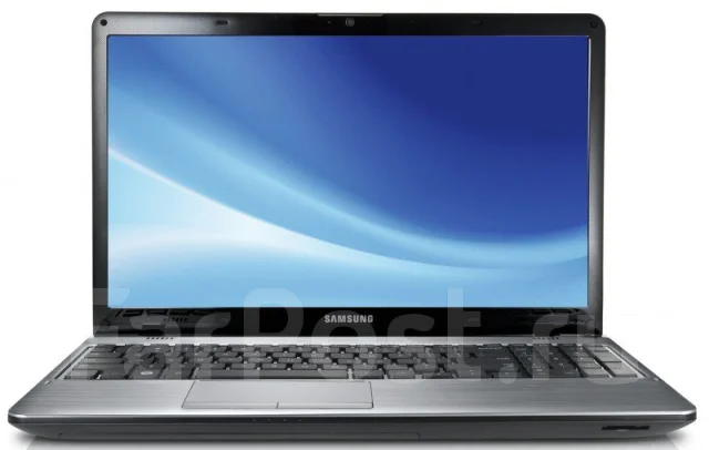 Samsung 355V5C-S0E. 15.6", 2,5����, ��� 4 ��, ���� 500���, WiFi: 1, Bluetooth: 1, ����������� �� 3��. ����